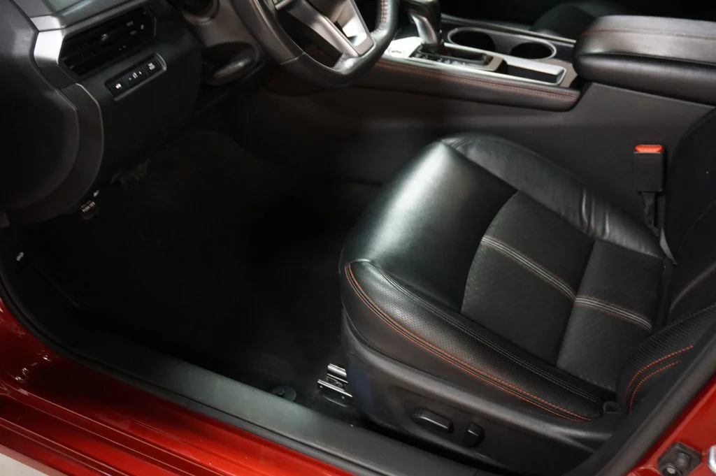 Used 2023 Red Nissan 2.5 SR image 30