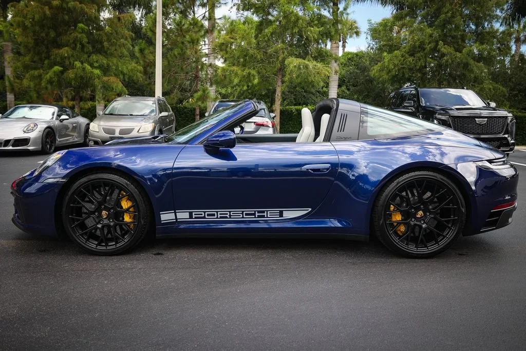 Used 2024 Gentian Blue Metallic Porsche Targa 4 GTS image 3