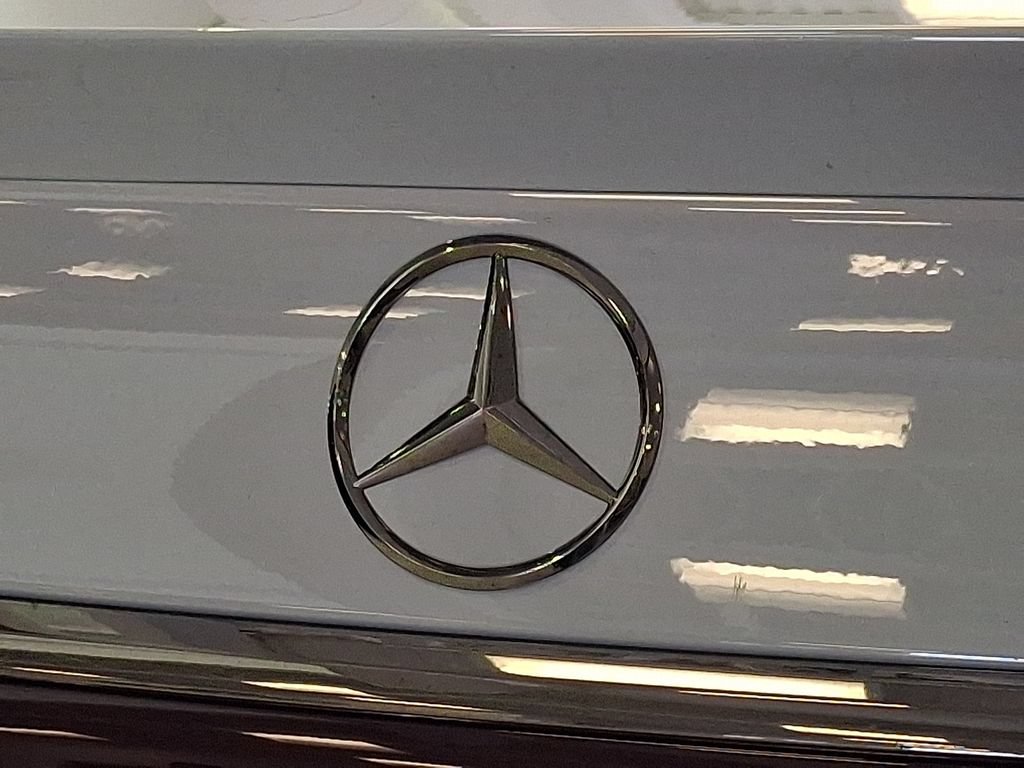 New 2026 MANUFAKTUR Alpine Grey Mercedes-Benz E 53 AMG® image 58