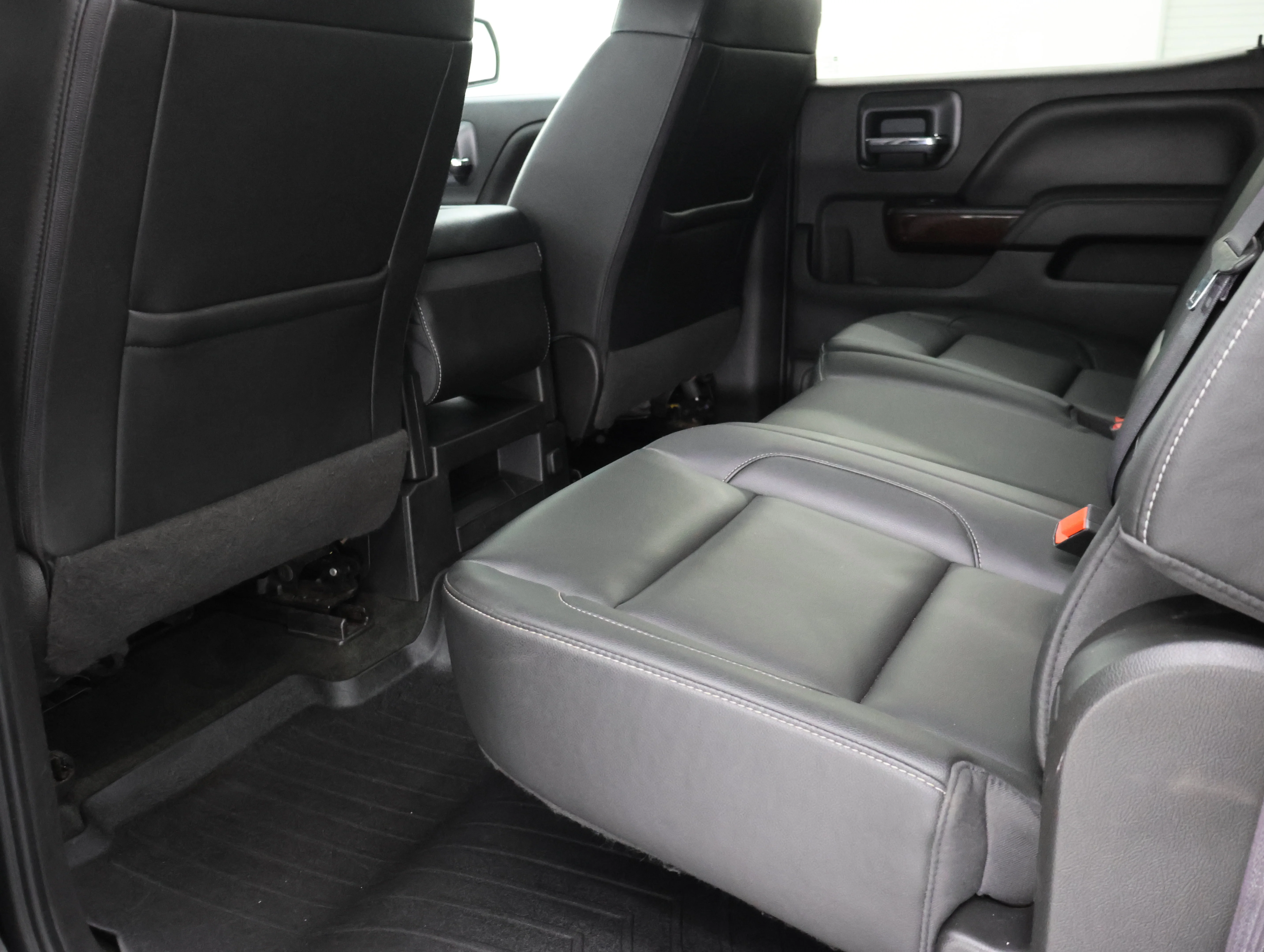 Used 2017 Onyx Black GMC SLT image 9