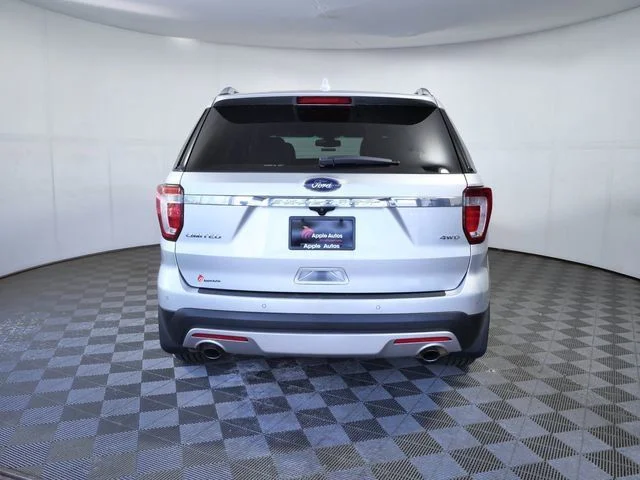 Used 2017 Silver Ford Limited image 7