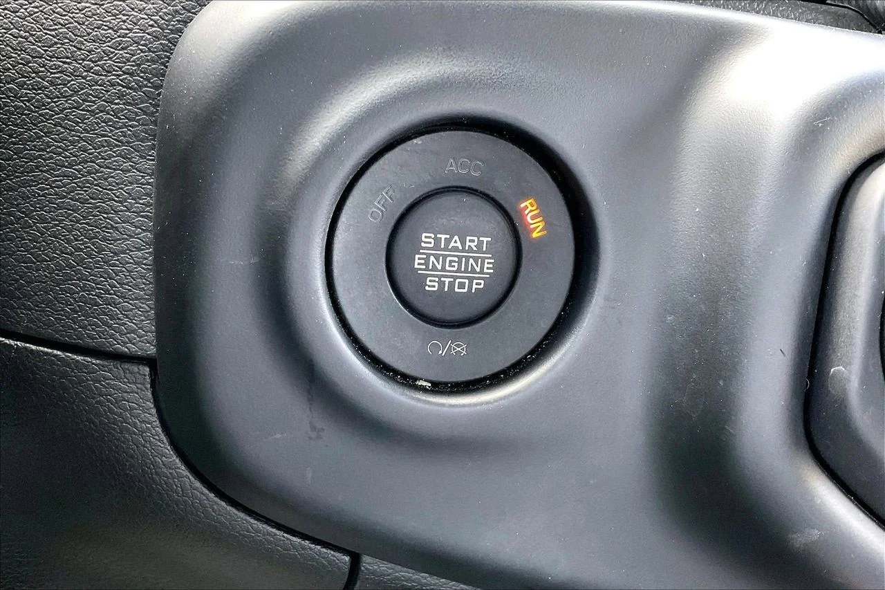 Certified Used 2023 Silver Jeep Sahara 4xe image 28
