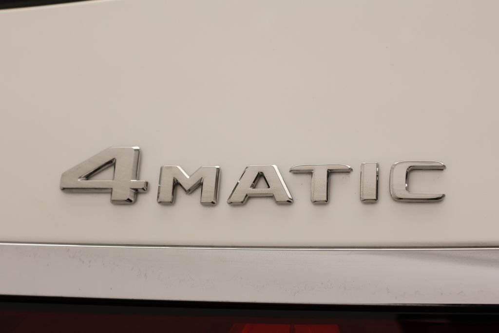 New 2027 Polar White Mercedes-Benz E 450 image 10