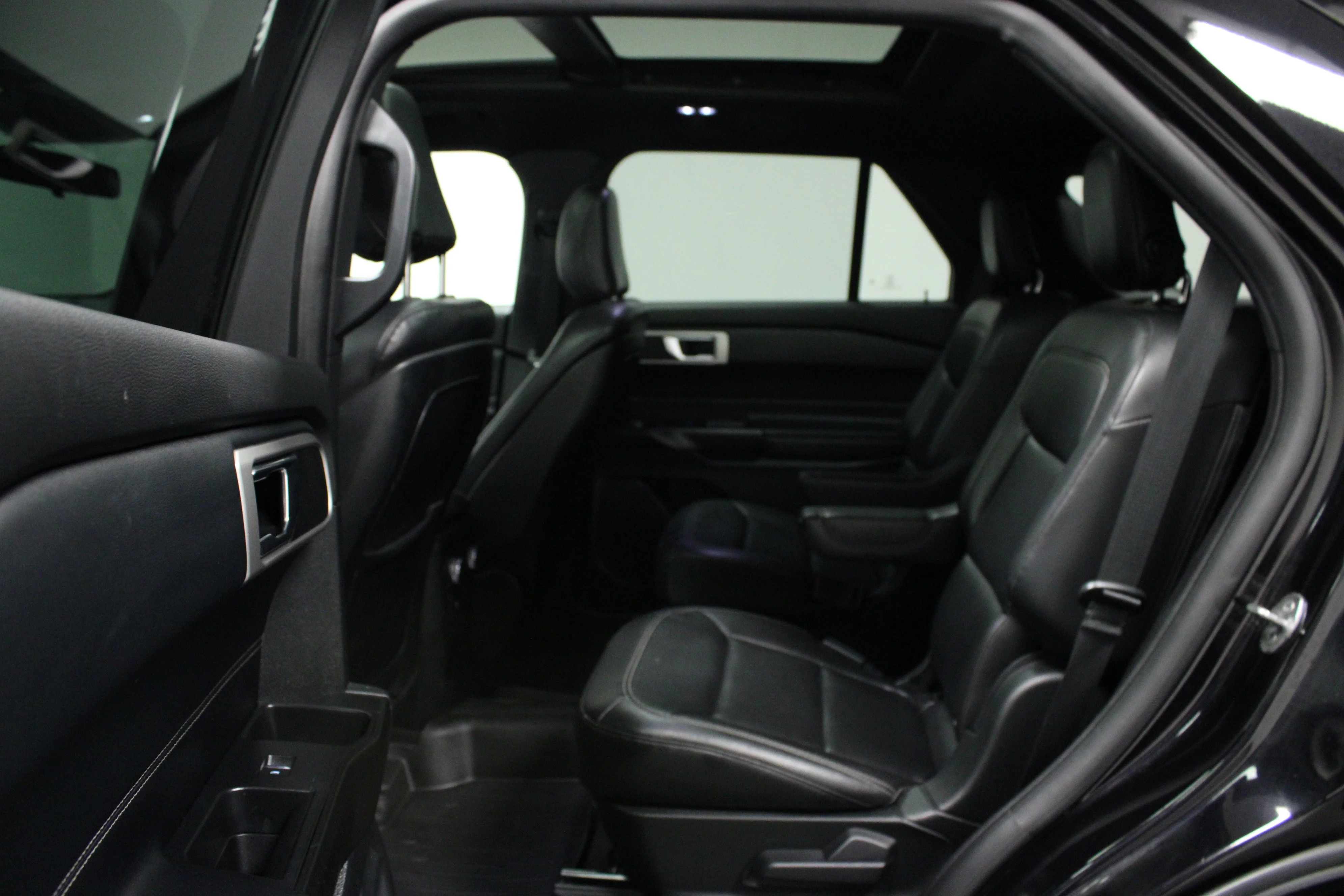 Used 2020 Black Metallic Ford XLT image 13