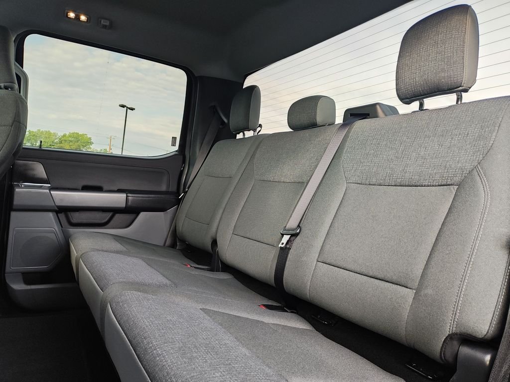 Used 2025 Black Ford XLT image 14