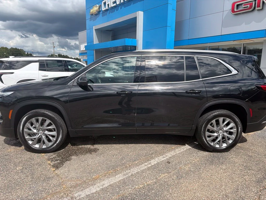 Used 2025 Ebony Twilight Metallic Buick Preferred image 2