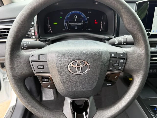 Used 2026 White Toyota LE image 15