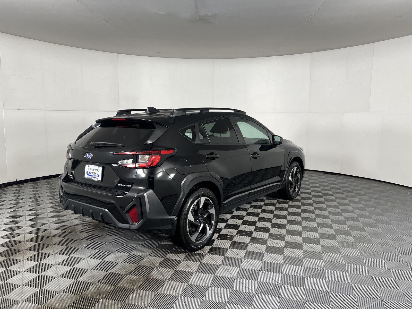 Used 2025 Crystal Black Silica Subaru Limited image 24