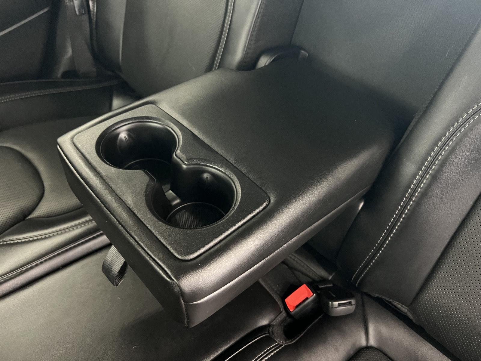2021 Jeep Cherokee Latitude Lux - Photo 24