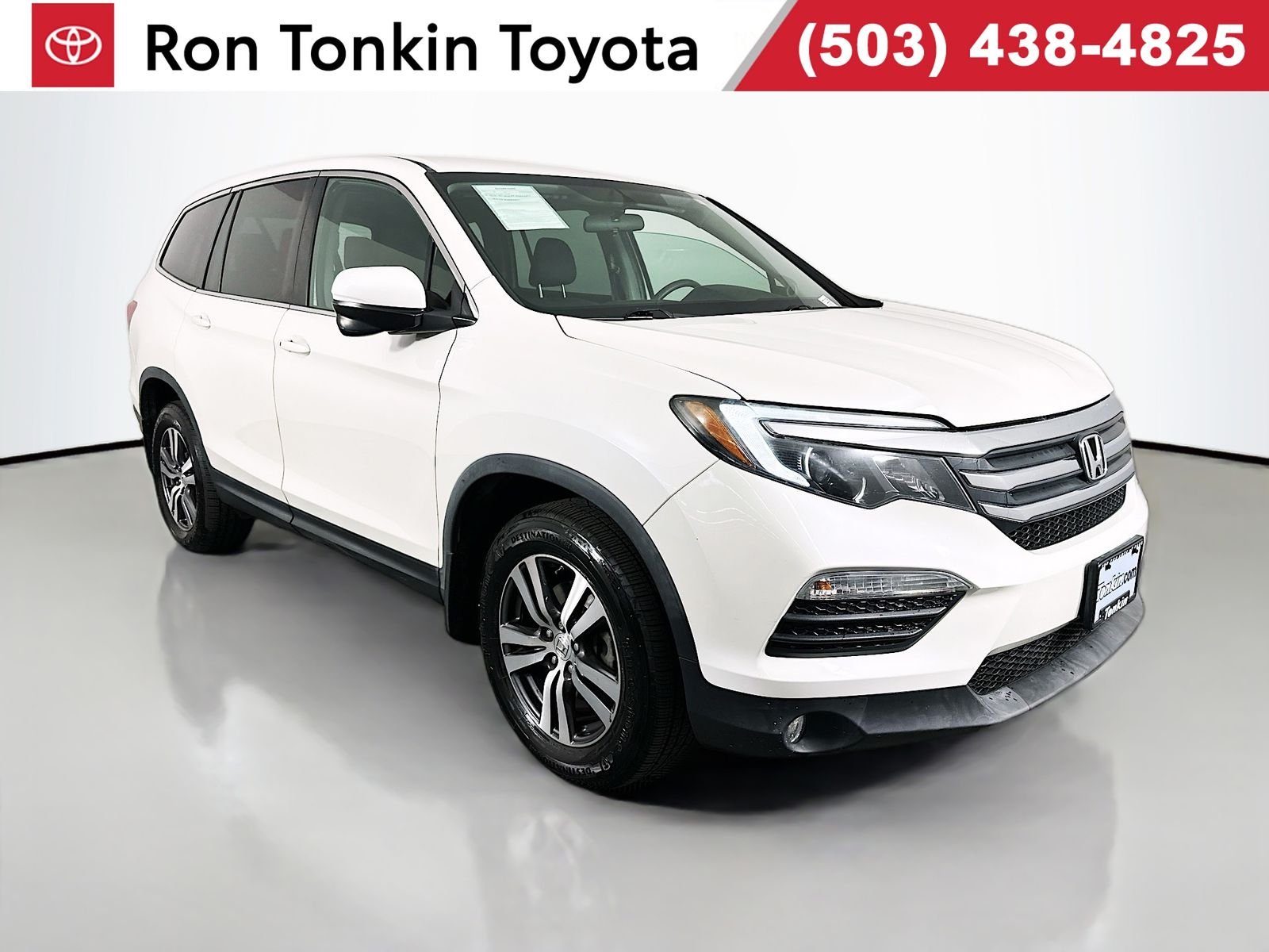 Used 2018 White Diamond Pearl Honda EX image 1