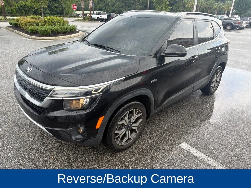 Used 2021 Black Kia EX image 3