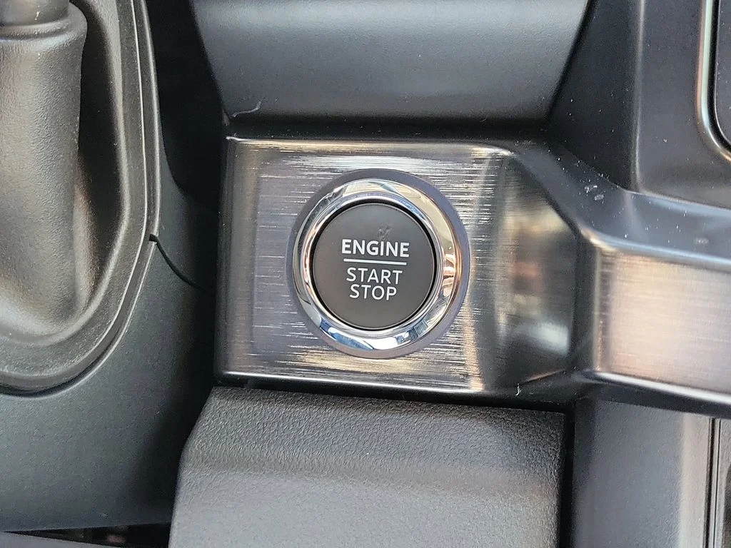 New 2026 Avalanche Ford F-250® Lariat® image 29