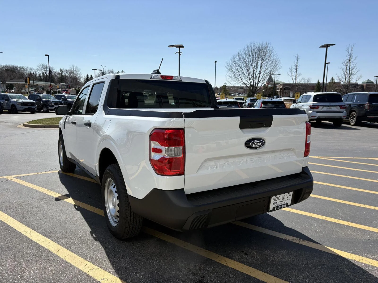 New 2026 Oxford White Ford XL image 4