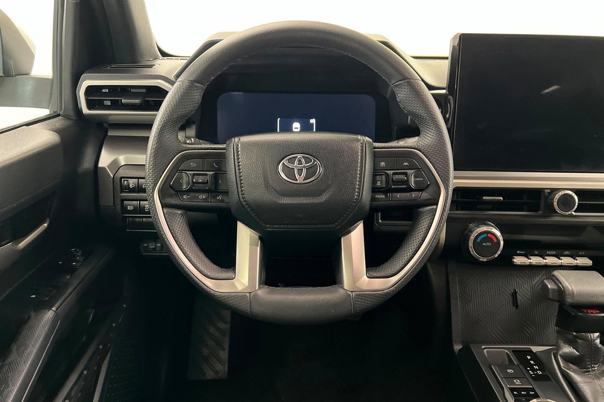 2024 Toyota Tacoma TRD Off Road - Photo 13