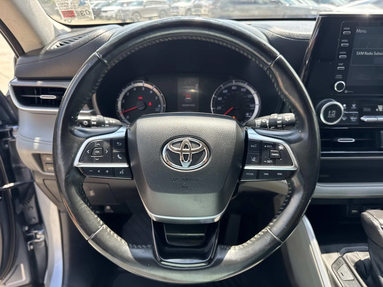 Used 2021 Moon Dust Toyota L image 21