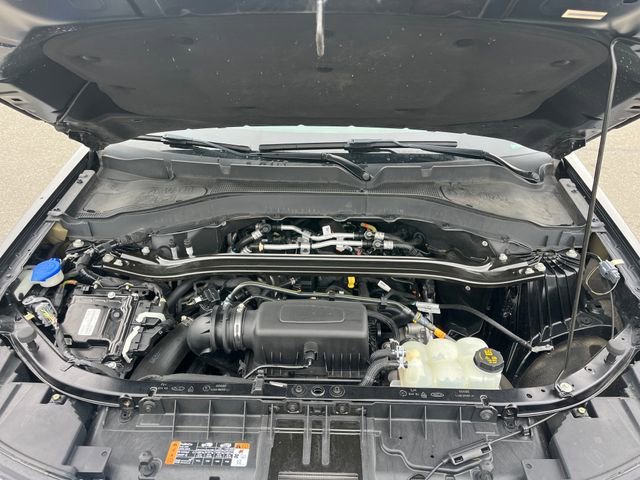 Used 2022 Black Metallic Ford Limited image 30
