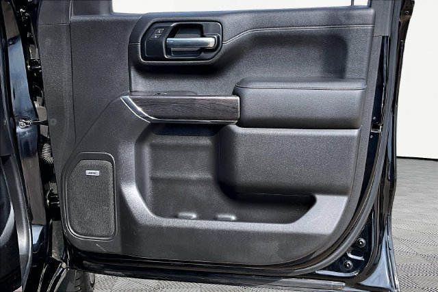 Used 2019 Black Chevrolet LTZ image 19