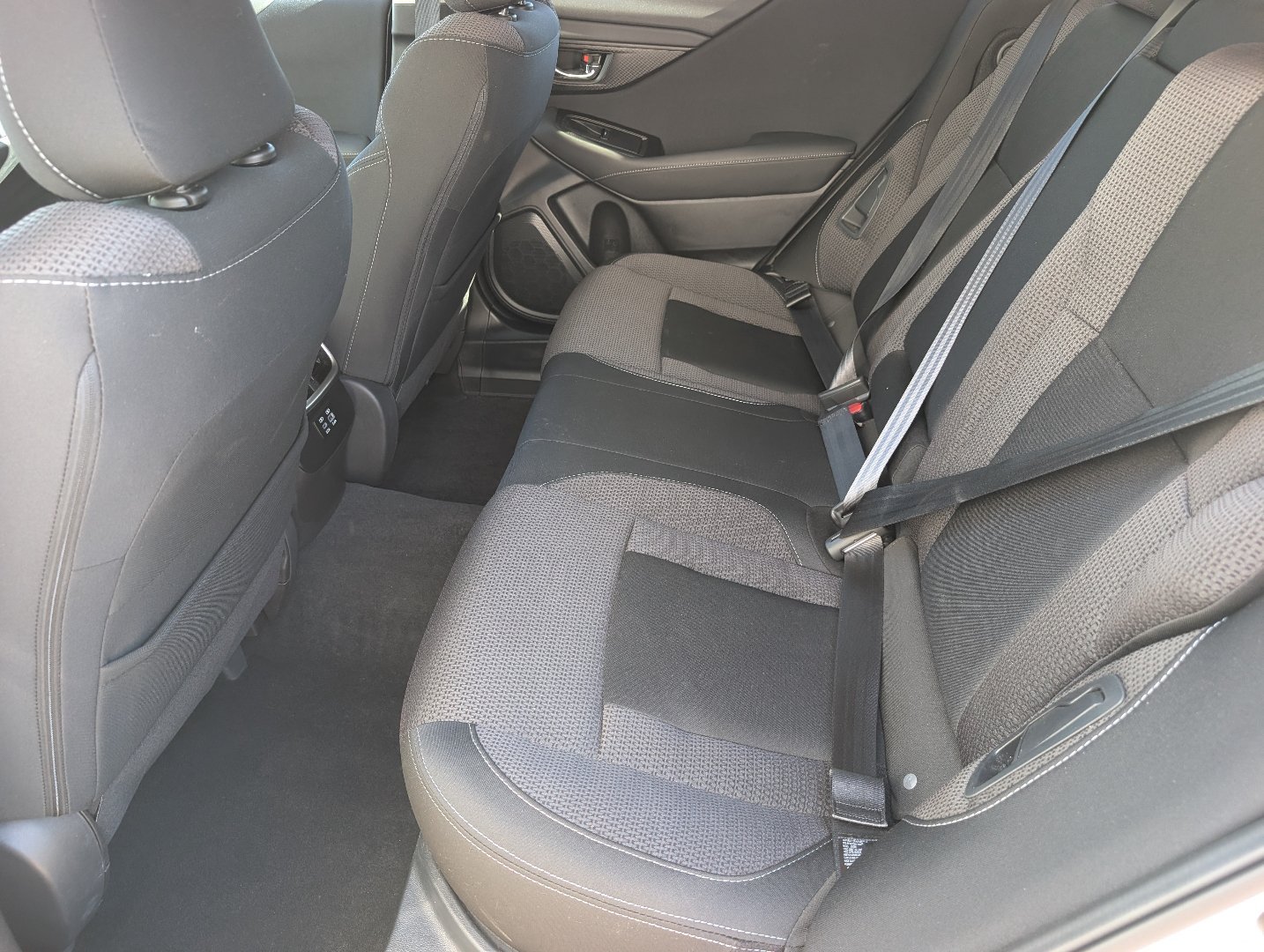 Used 2024 Crystal White Pearl Subaru Premium image 24