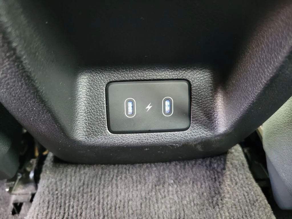 Used 2024 White Hyundai SEL image 18