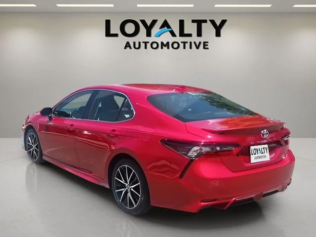 Used 2023 Red Toyota SE image 4