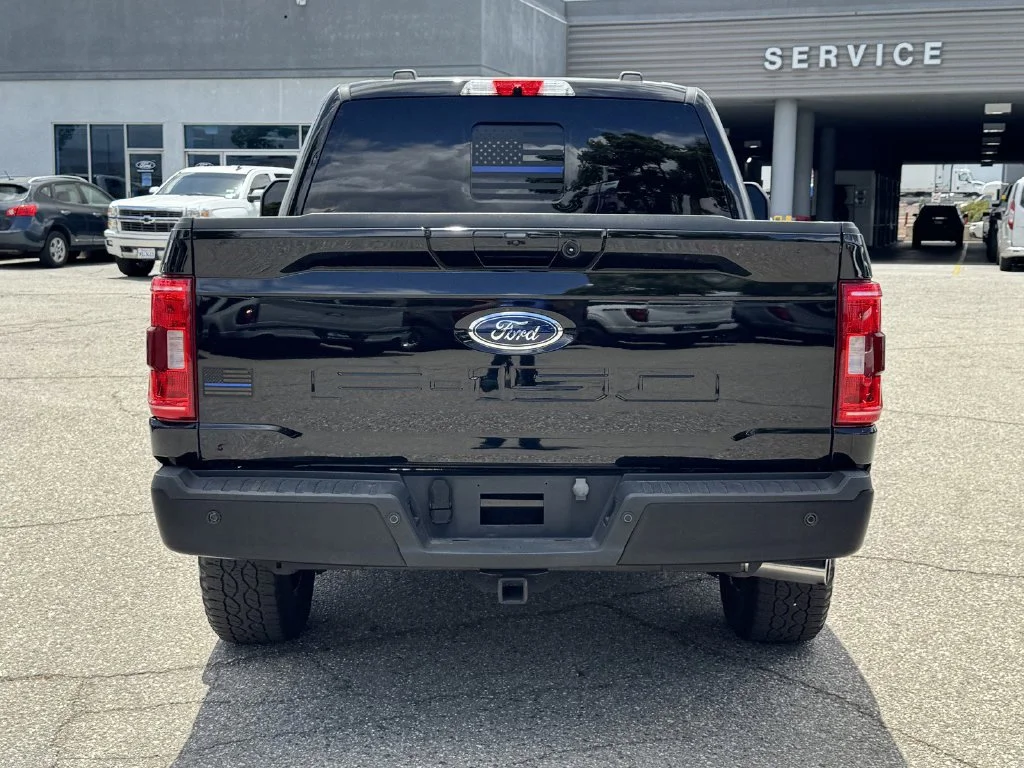 Certified Used 2023 Black Metallic Ford XLT image 5