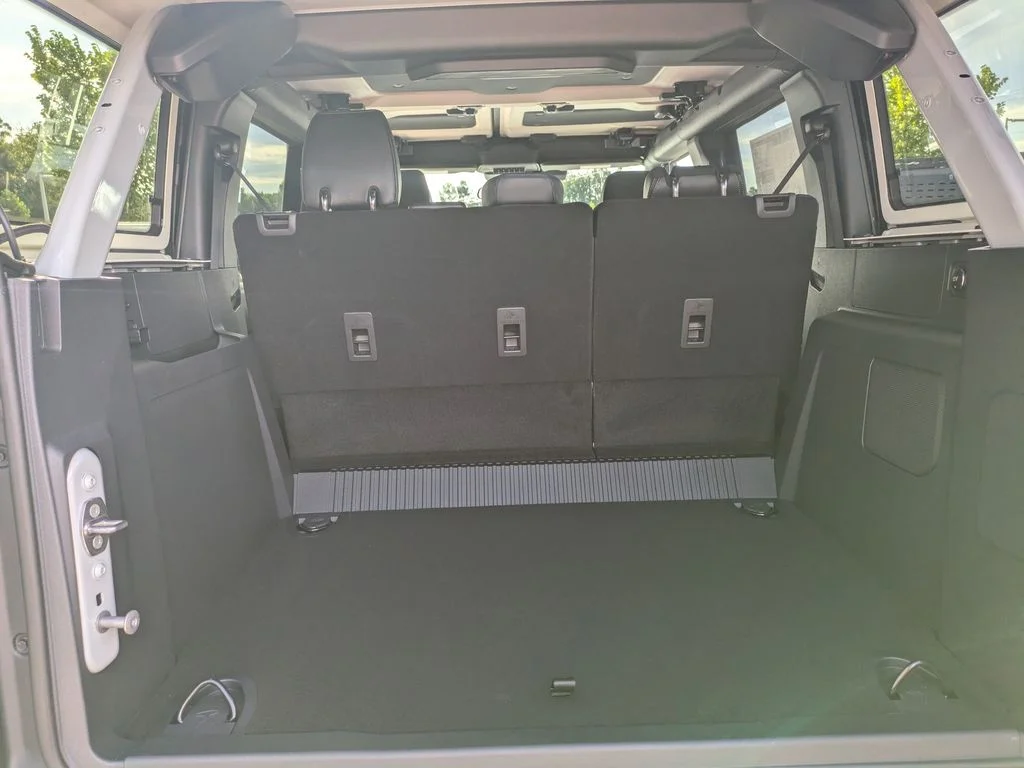 New 2026 Avalanche Gray Ford Badlands image 12