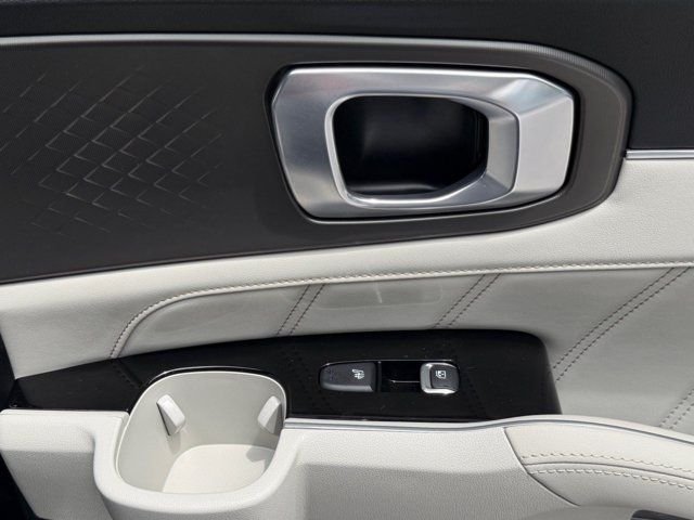 Certified Used 2025 Gray Kia SX Prestige image 10