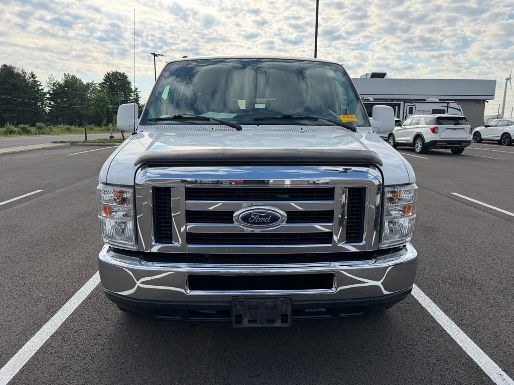 Used 2014  Ford RV image 2