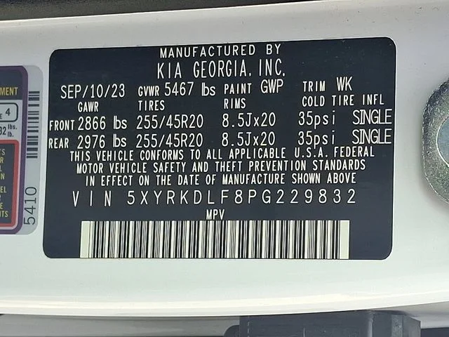 Used 2023 White Kia X-Line SX Prestige image 29