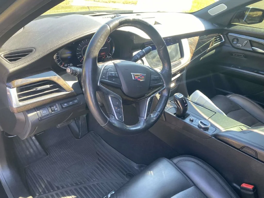 Certified Used 2020 Black Cadillac 3.6L Premium Luxury image 22