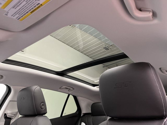 Used 2026 Summit White Buick Sport Touring image 7