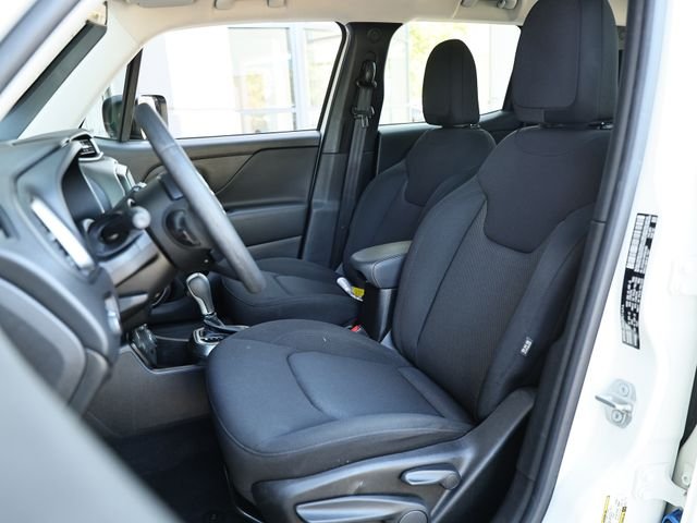 Used 2022 Alpine White Clearcoat Jeep Sport image 18