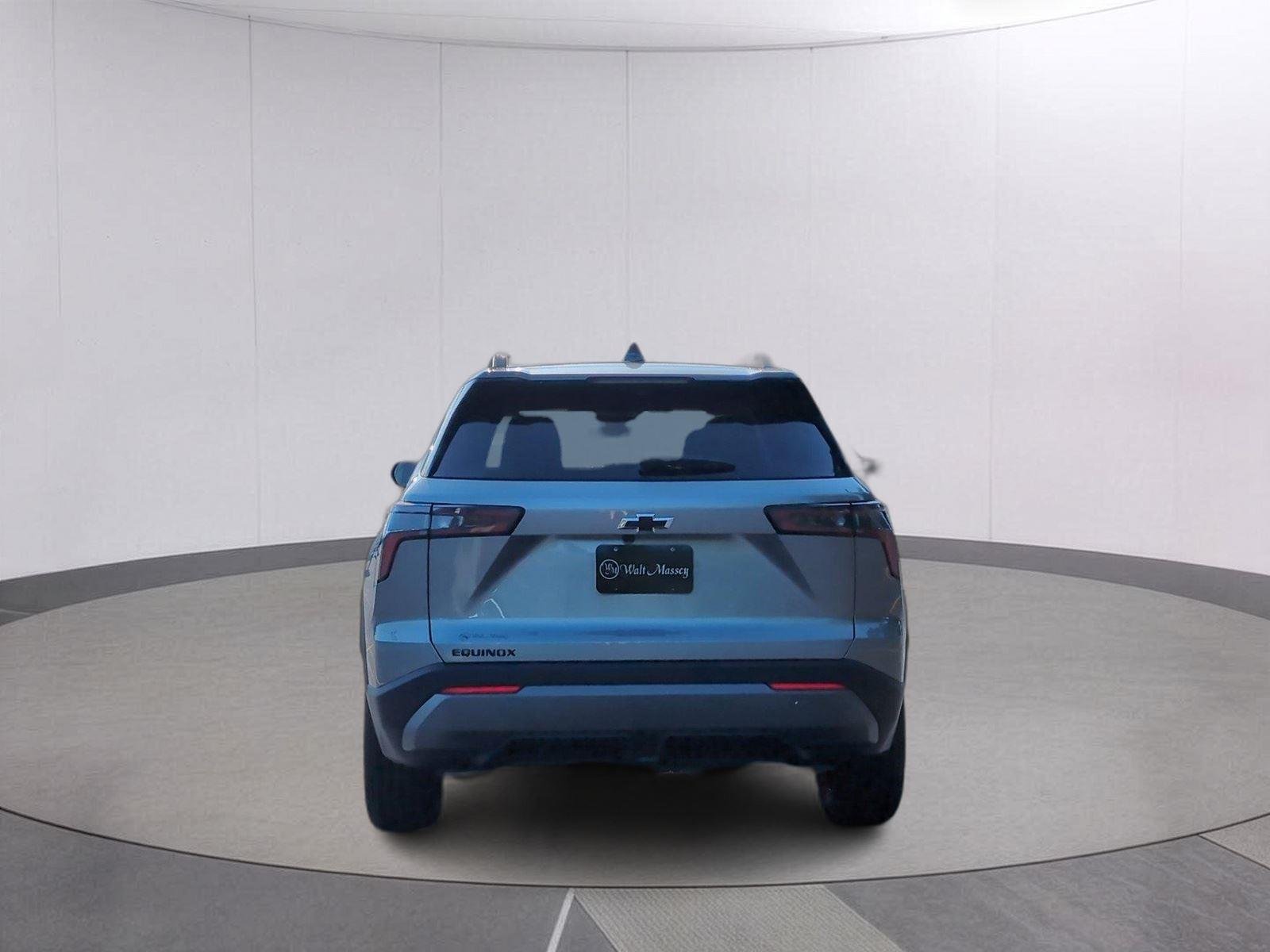 New 2026 Sterling Gray Metallic Chevrolet LT image 4