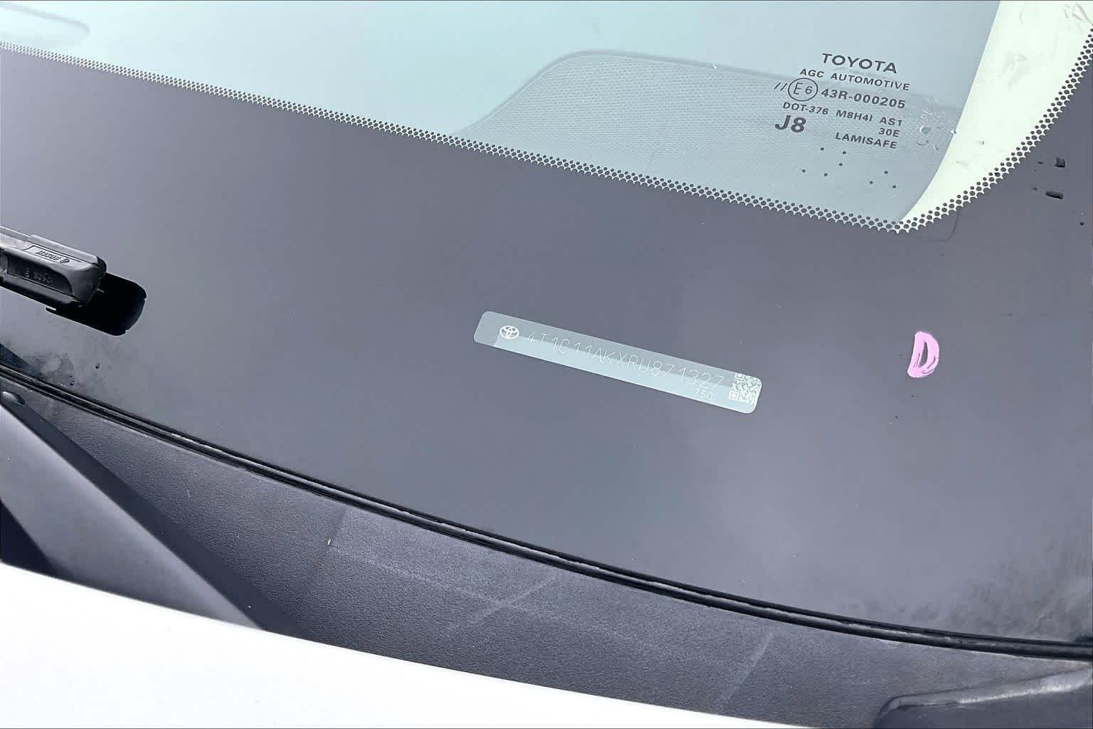 Used 2024 Ice Cap Toyota LE image 53