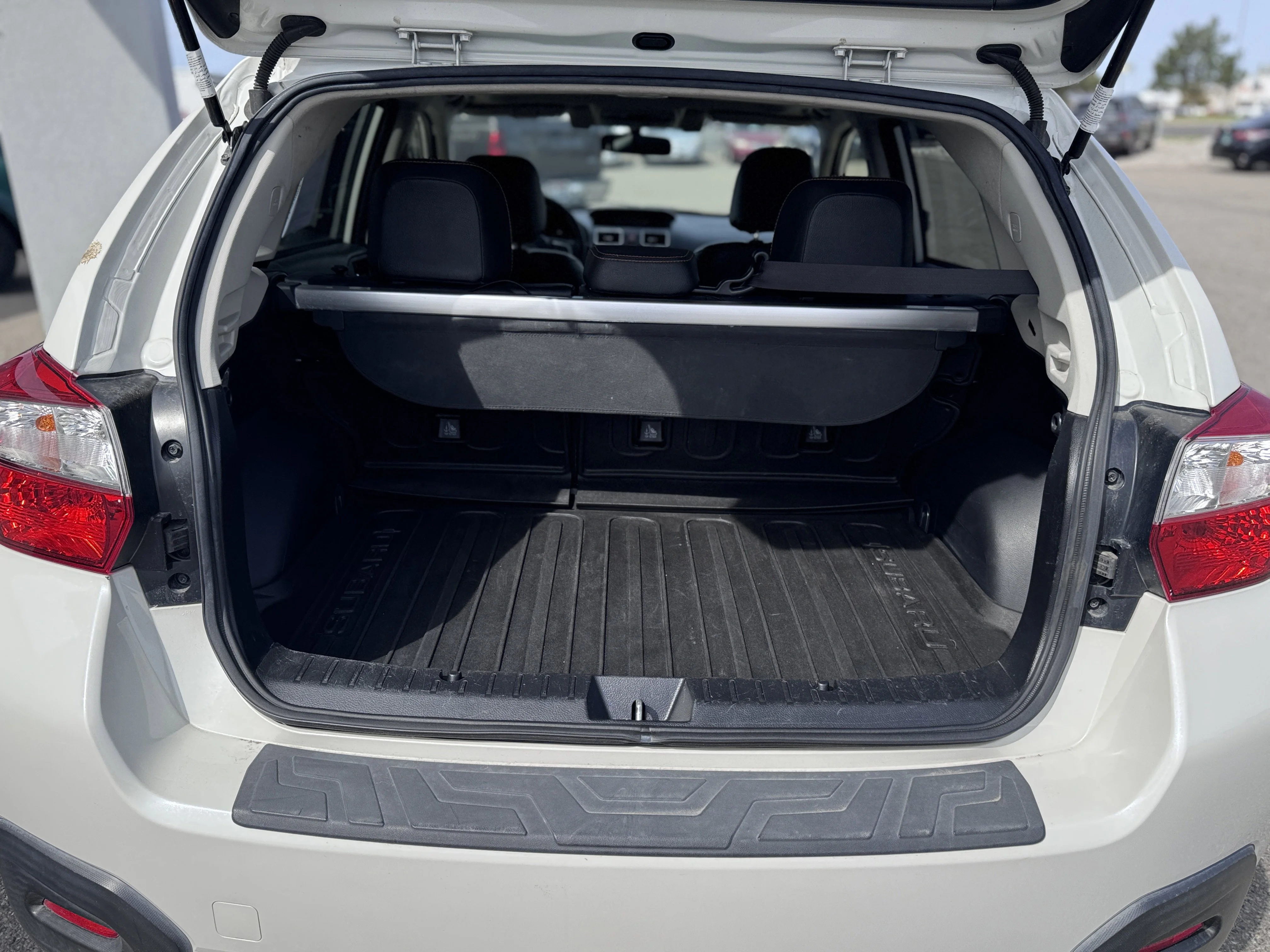 Used 2017 Crystal White Pearl Subaru Limited image 52