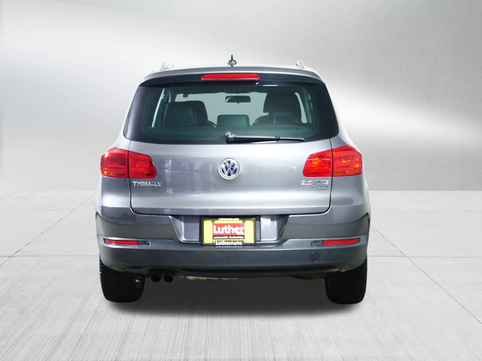 Used 2012 Pepper Gray Metallic Volkswagen S w/Sunroof image 6