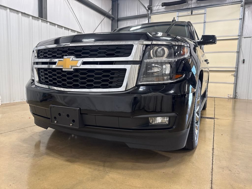 Used 2018 Chevrolet Tahoe LT with VIN 1GNSKBKC4JR306841 for sale in Carlyle, IL