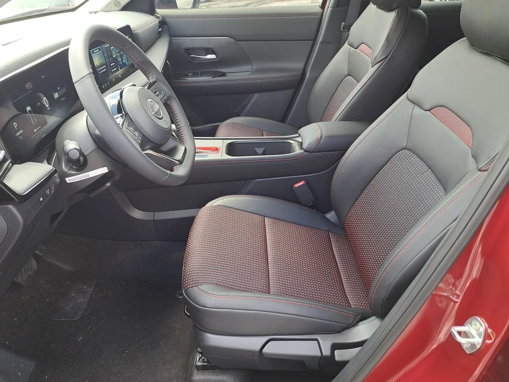 2026 Nissan KICKS SR - Photo 19