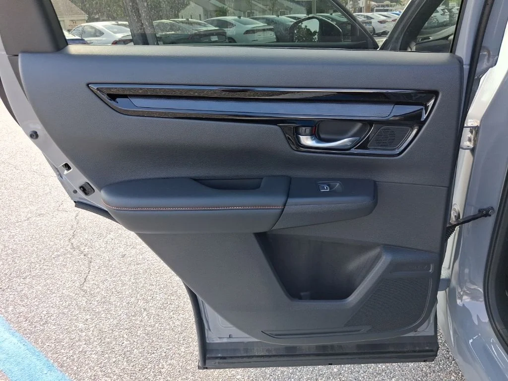 Used 2023  Honda Sport Touring image 28