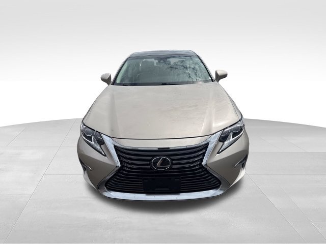 Used 2018 Beige Lexus 350 image 8