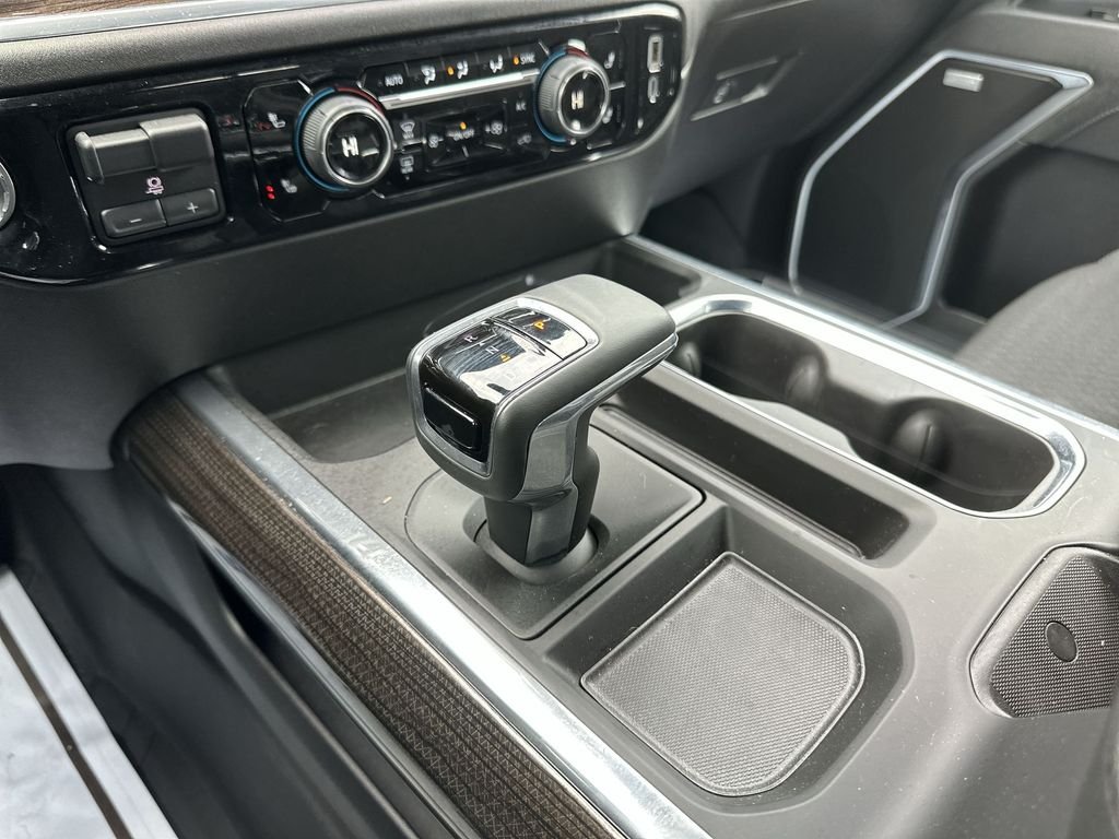 Used 2025 Gray Chevrolet RST image 21