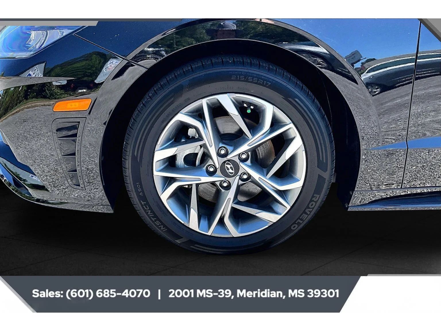 Used 2023 Onyx Black Hyundai SEL image 7