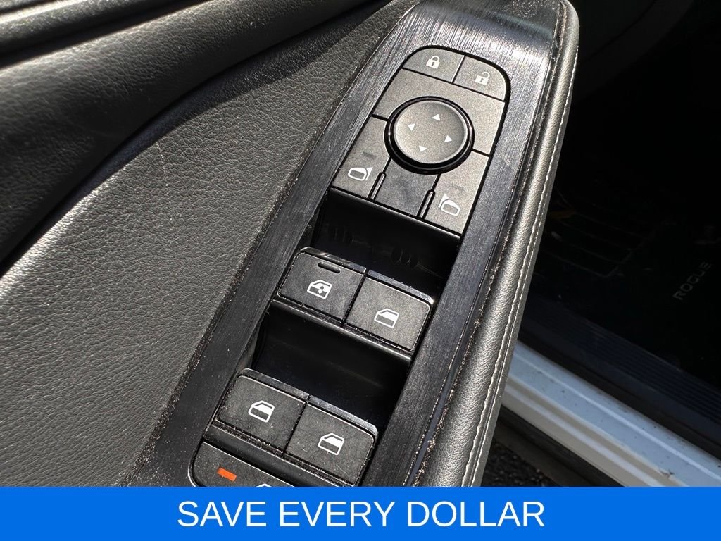 Used 2023 White Nissan SV image 8