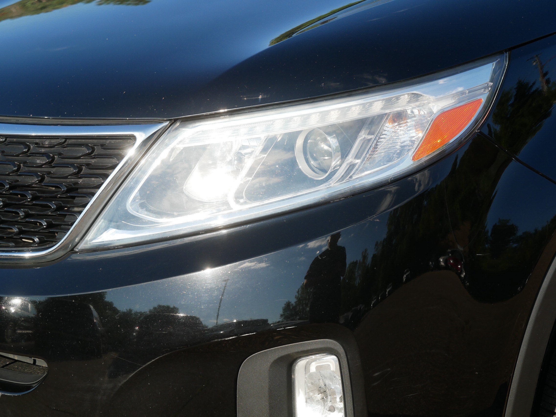 Certified Used 2015 Ebony Black Kia EX image 16