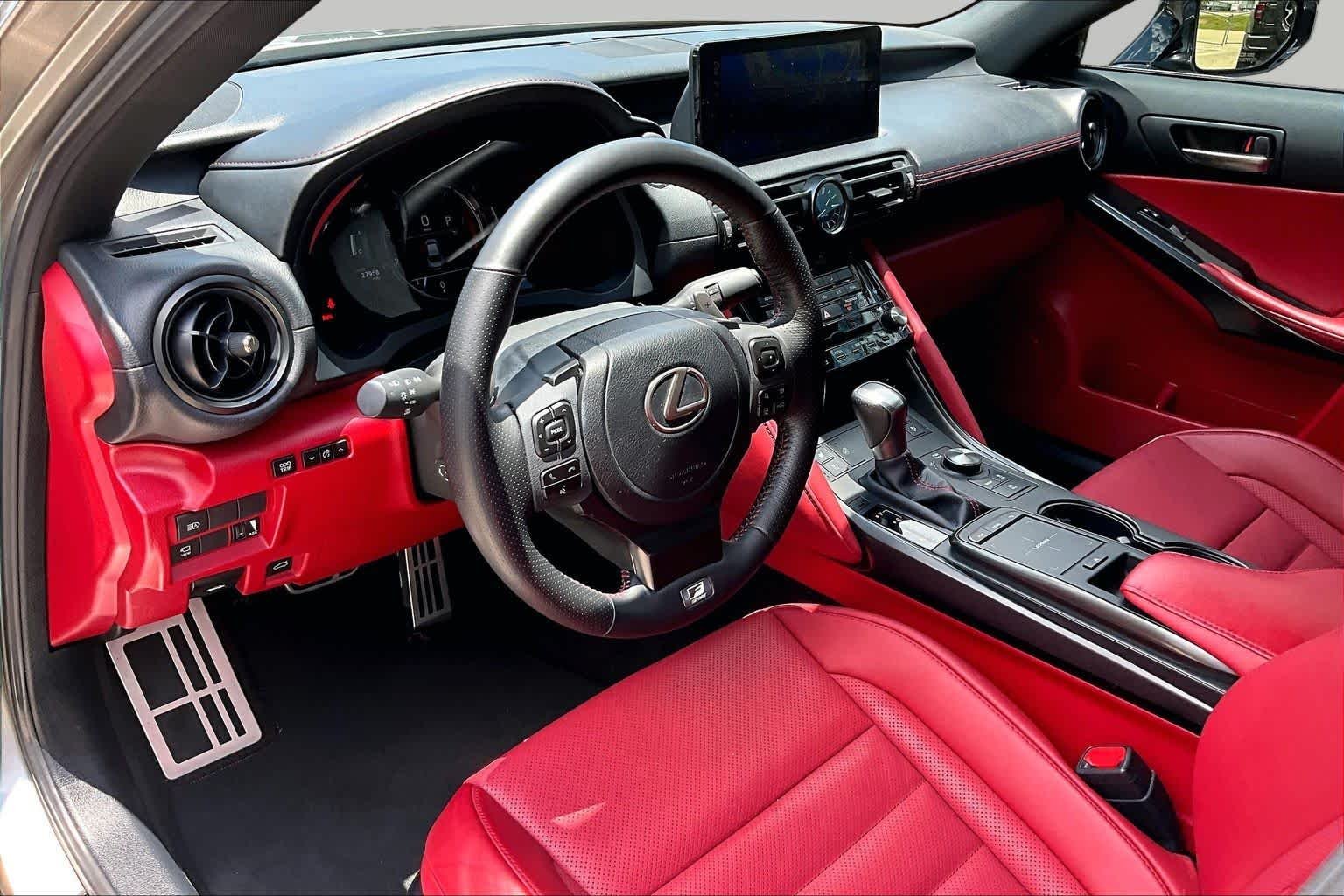 Used 2023 Atomic Silver Lexus F SPORT image 18