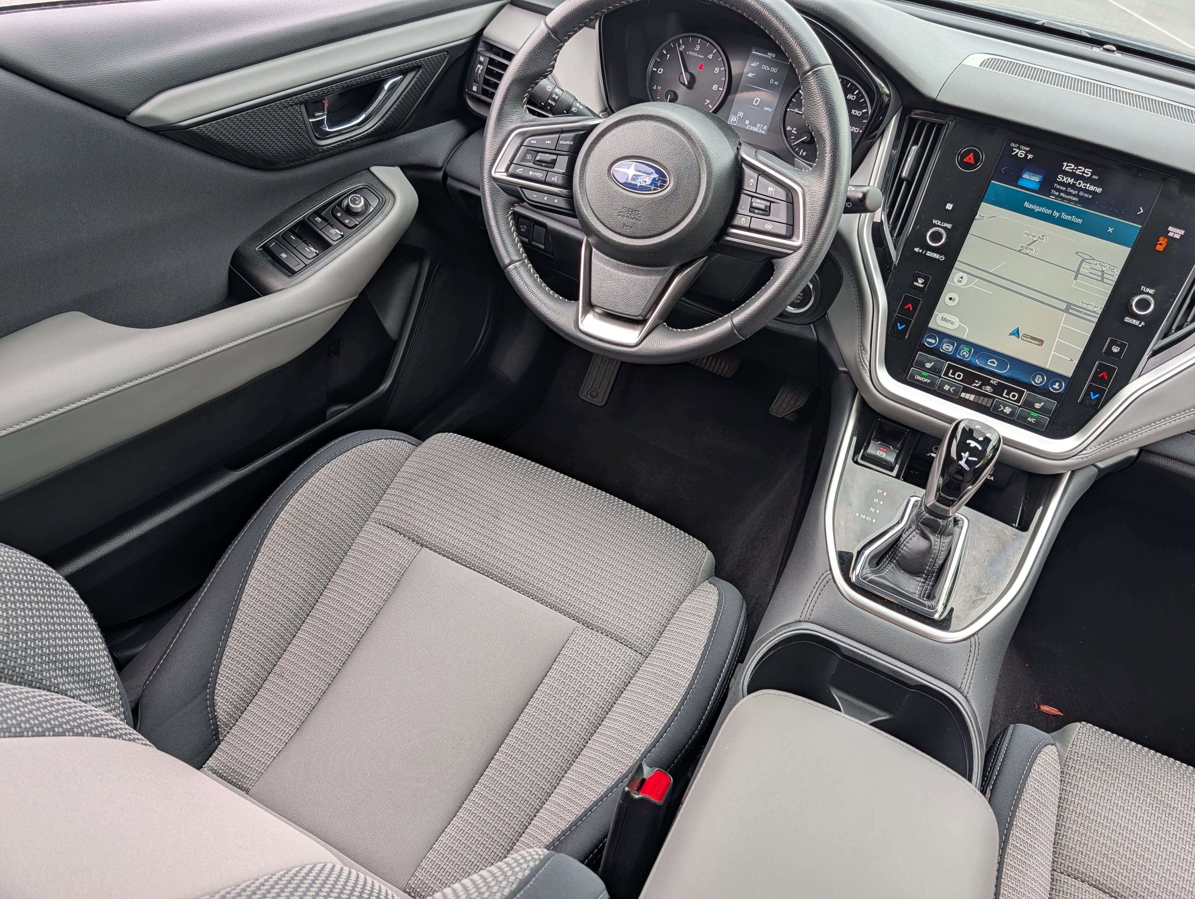Used 2025 Cosmic Blue Pearl Subaru Premium image 9