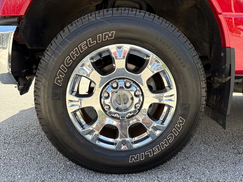 Certified Used 2021  Ford Lariat image 14