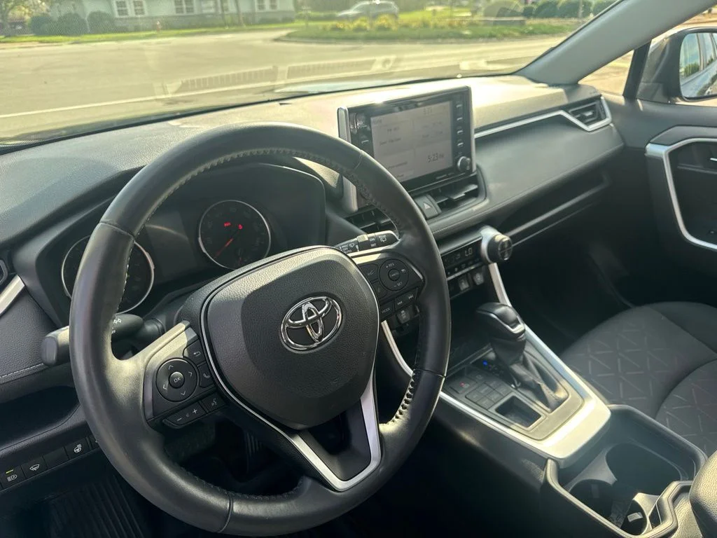 Certified Used 2020 Magnetic Gray Metallic Toyota XLE image 16