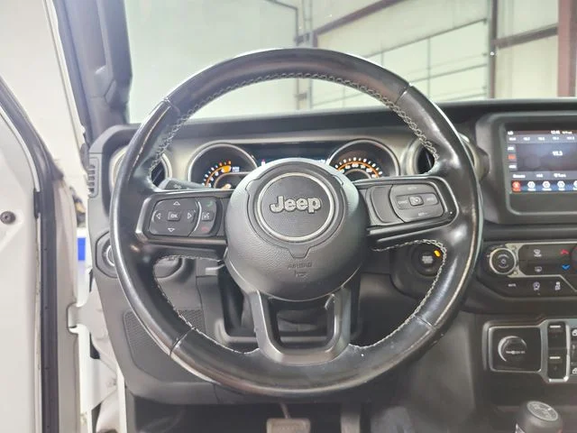 Used 2021 White Jeep Unlimited Sport image 21