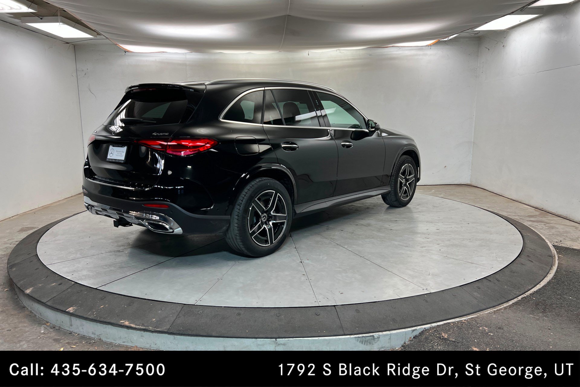 Used 2026 Black Mercedes-Benz GLC 300 image 6